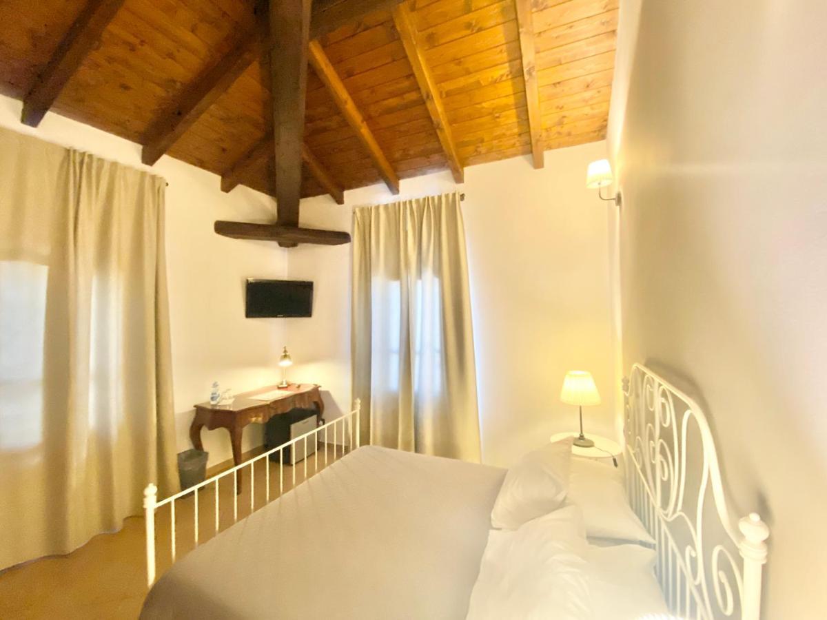 B&B Stazione Don Camillo Brescello Exteriör bild