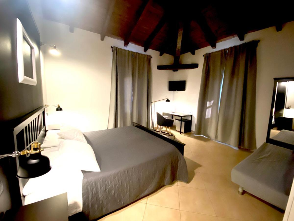 B&B Stazione Don Camillo Brescello Exteriör bild